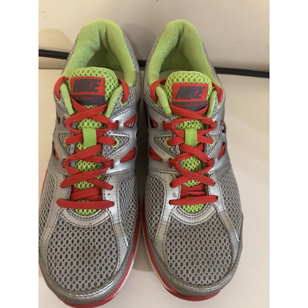 Nike Dual Fusion Lite Silver Red Lime – Women’s US 7 / EU 38 Excellent Condition